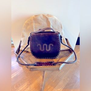 KING RANCH Crossbody Contrast Stitched Leather Purse w/ Burlap Leather Dust Bag